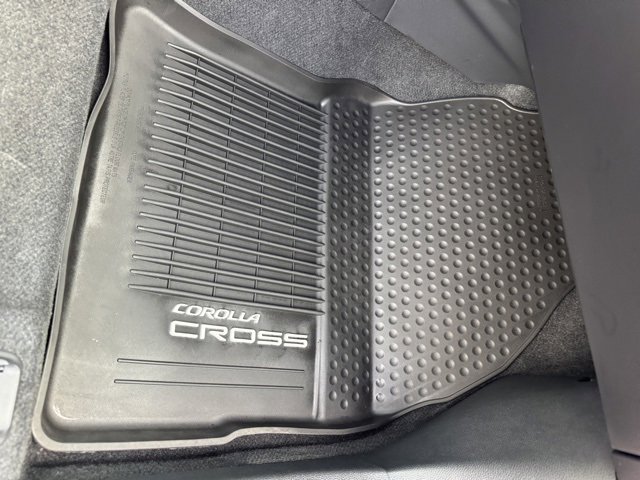 Certified 2026 Toyota Corolla Cross SE image 36