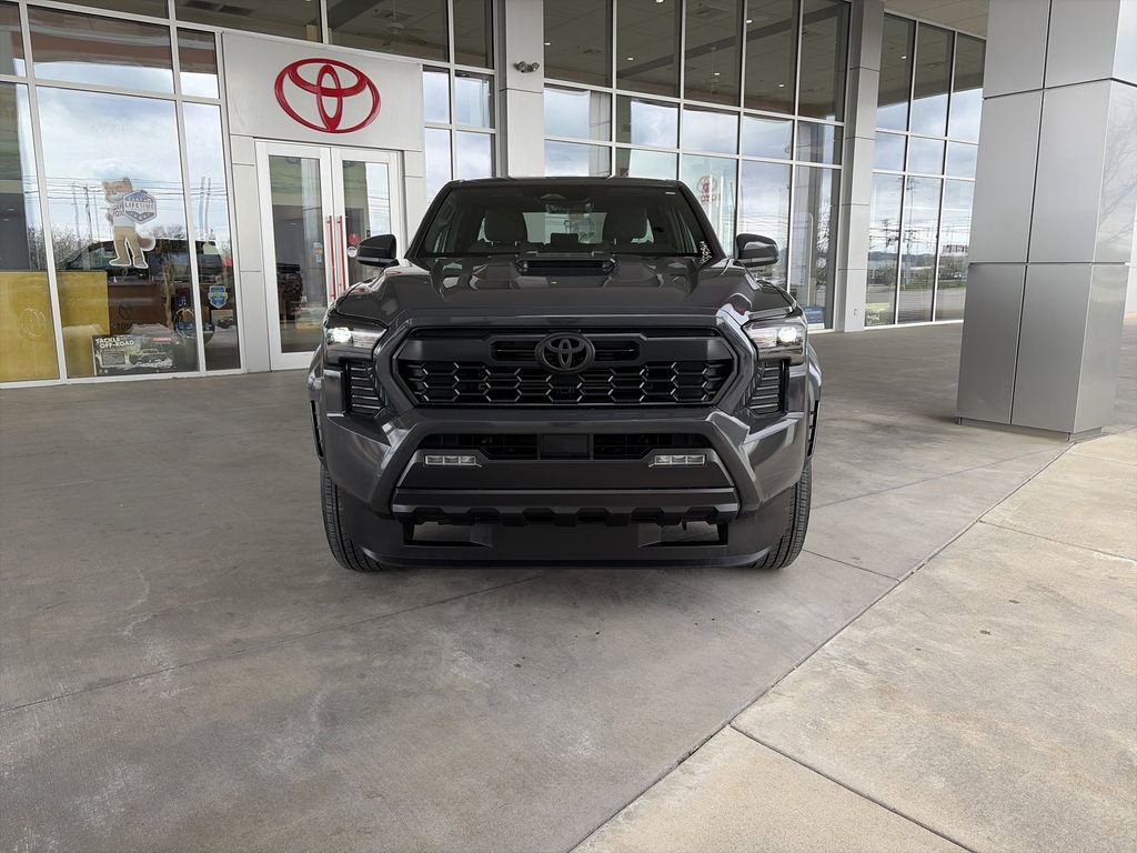 Certified 2025 Toyota Tacoma TRD Sport AWD/4WD image 2