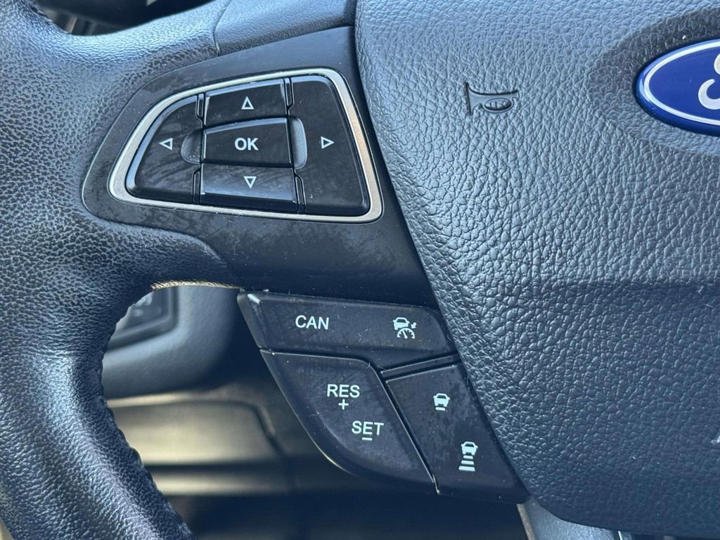 Used 2019 Ford Escape Titanium AWD/4WD image 18