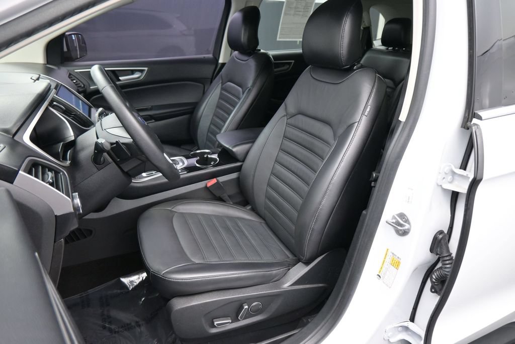 Used 2018 Ford Edge SEL w/ Equipment Group 201A FWD image 13