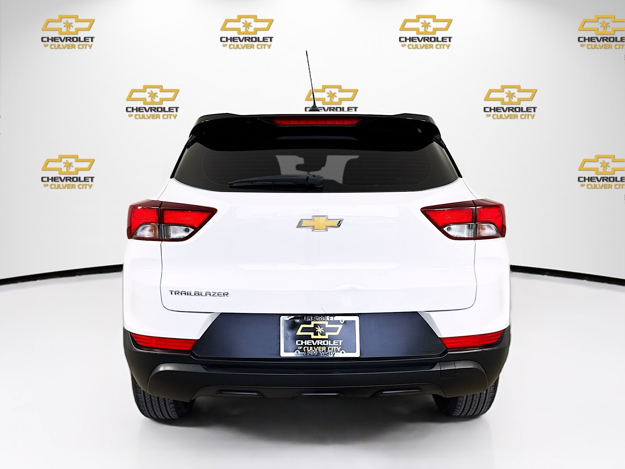 Used 2023 Chevrolet TrailBlazer LS FWD image 7