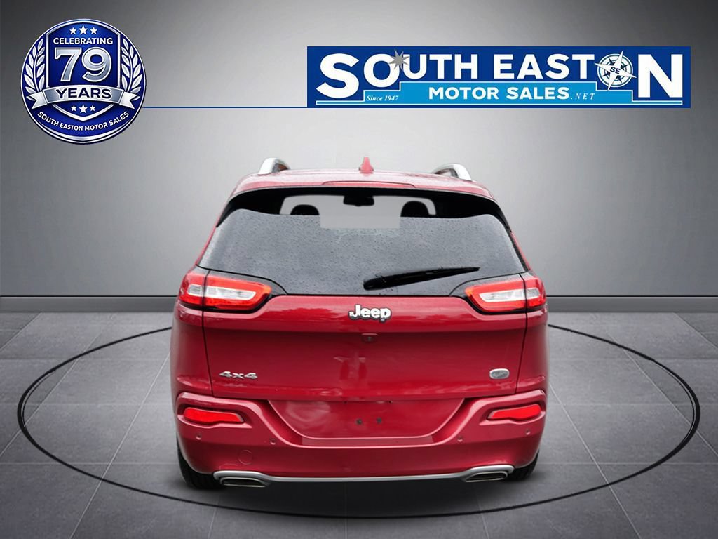 Used 2016 Jeep Cherokee Overland AWD/4WD image 4