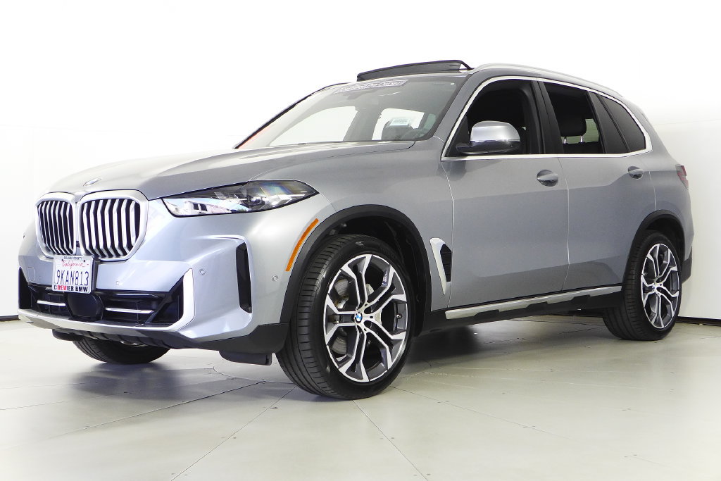 Certified 2024 BMW X5 sDrive40i w/ Parking Assistance Package RWD image 2