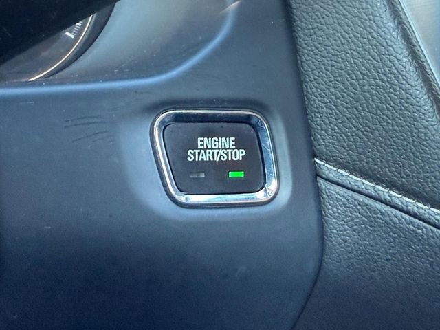 Certified 2023 GMC Acadia SLE w/ Driver Convenience Package image 16