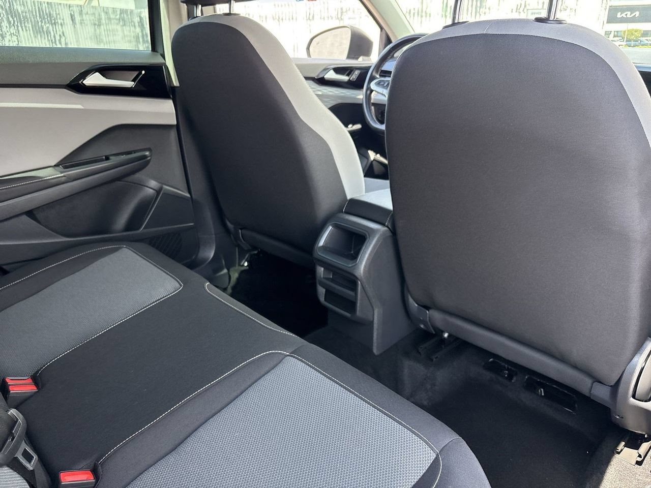 Certified 2024 Volkswagen Taos S FWD image 10