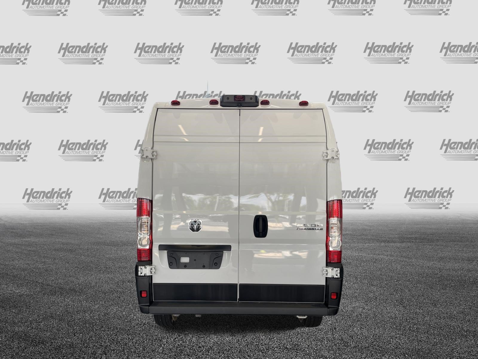 Used 2026 RAM ProMaster 2500 w/ Convenience Group FWD image 9