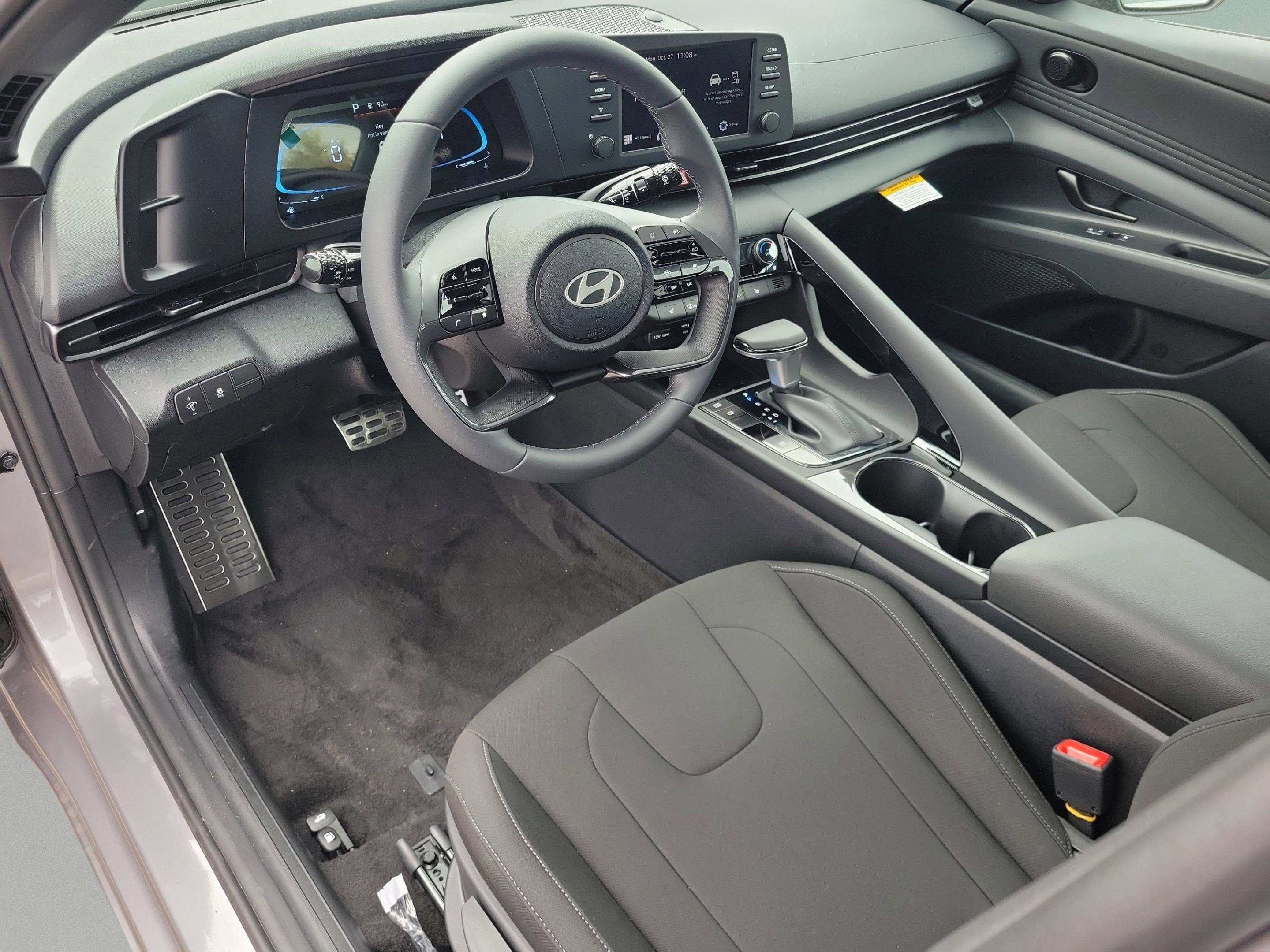 New 2026 Hyundai Elantra SEL Sport image 16