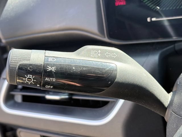 Used 2025 Kia K4 FWD image 15