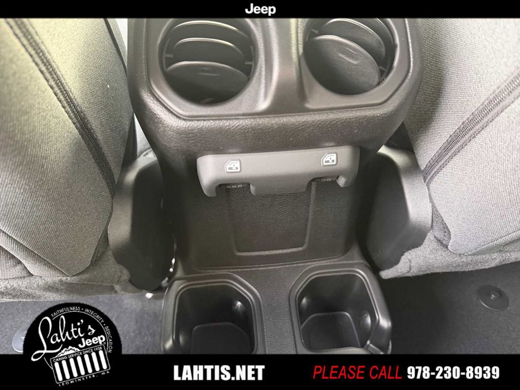 New 2026 Jeep Wrangler Unlimited Sport image 33