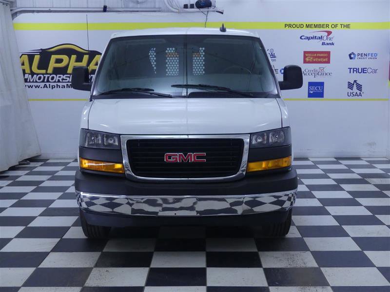 Used 2024 GMC Savana 2500 w/ Driver Convenience Package image 2
