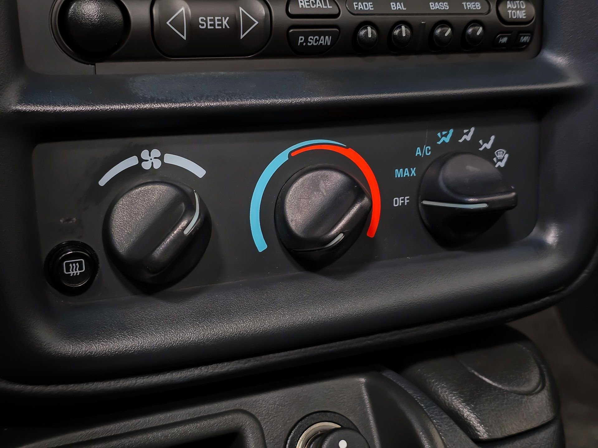 Used 1999 Chevrolet Camaro Z28 w/ SS Performance/Appearance Pkg image 37