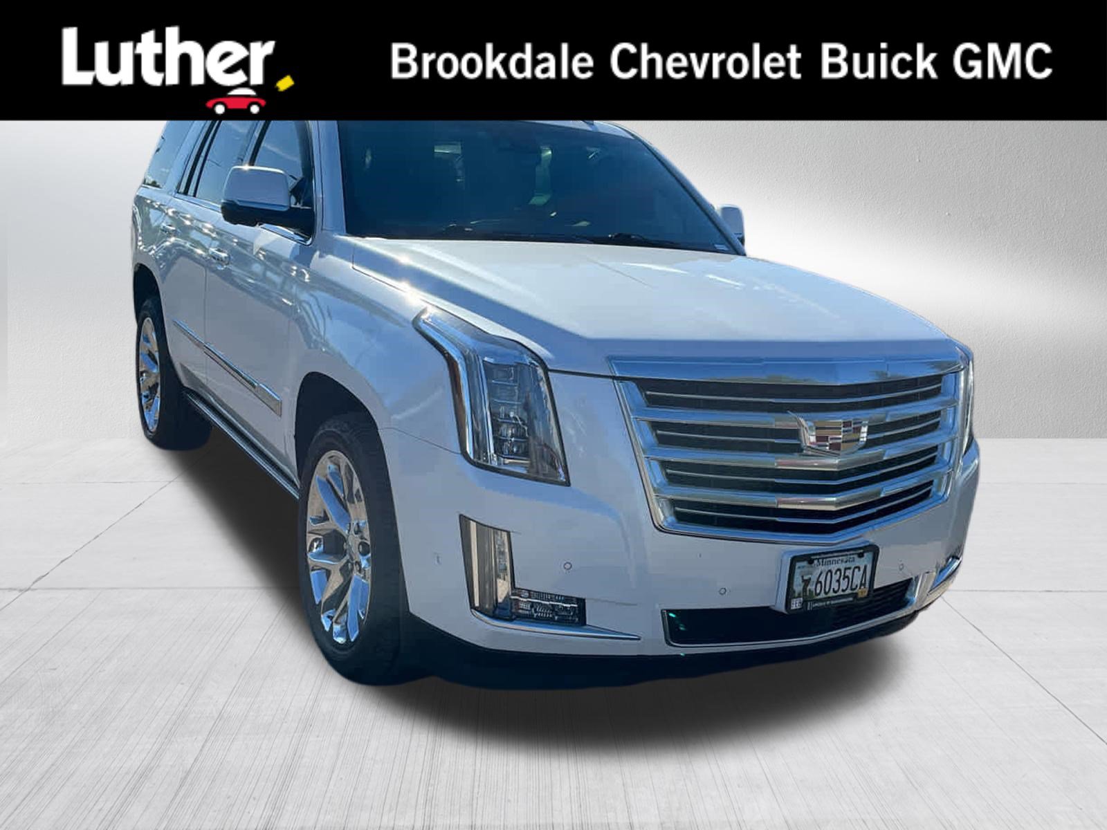 Used 2018 Cadillac Escalade Platinum AWD/4WD image 1