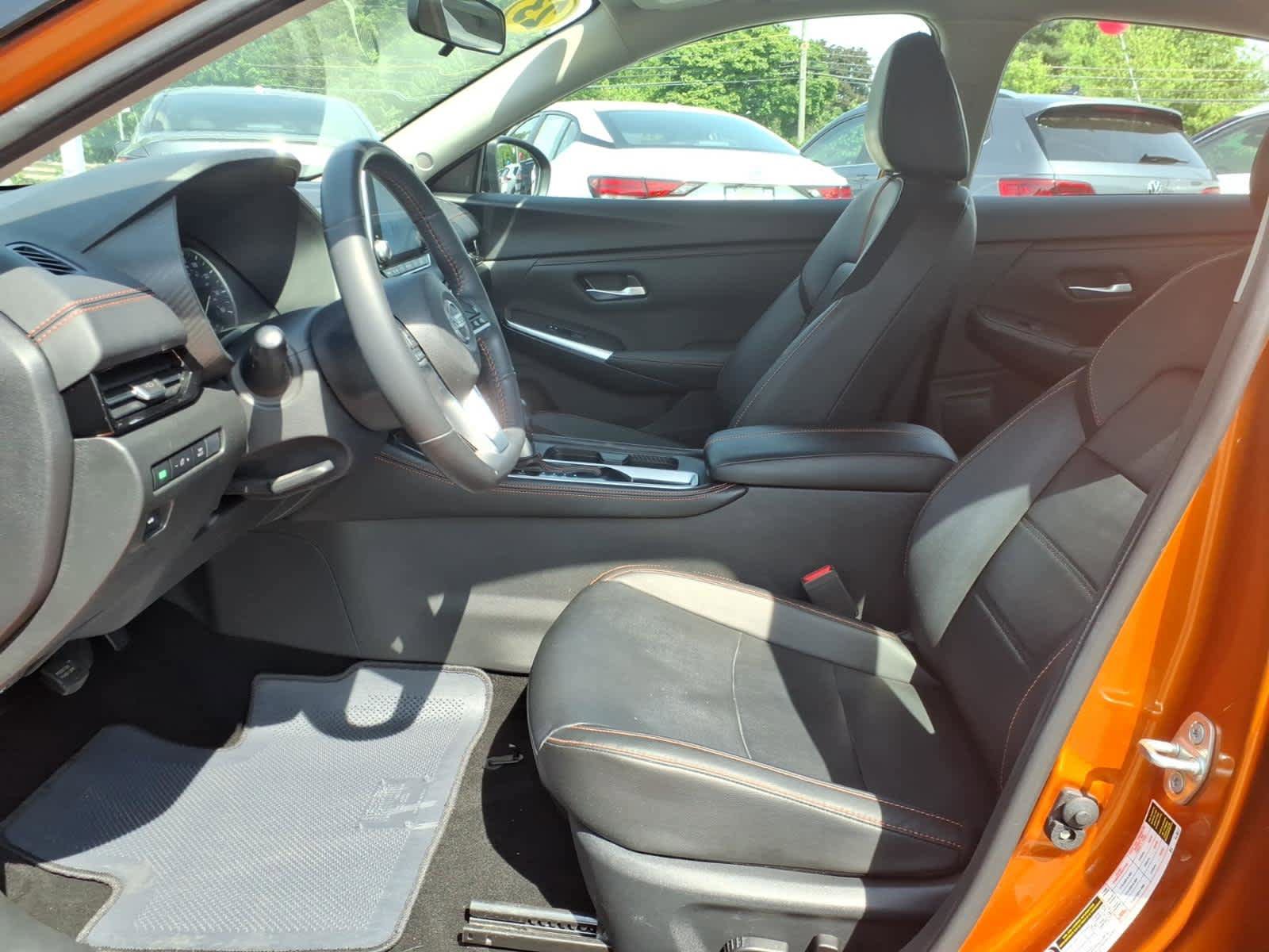 Used 2023 Nissan Sentra SR FWD image 11