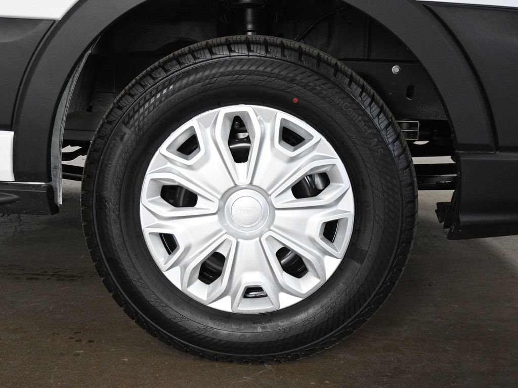 New 2025 Ford E-Transit 148 High Roof Extended w/ Load Area Protection Package RWD image 21