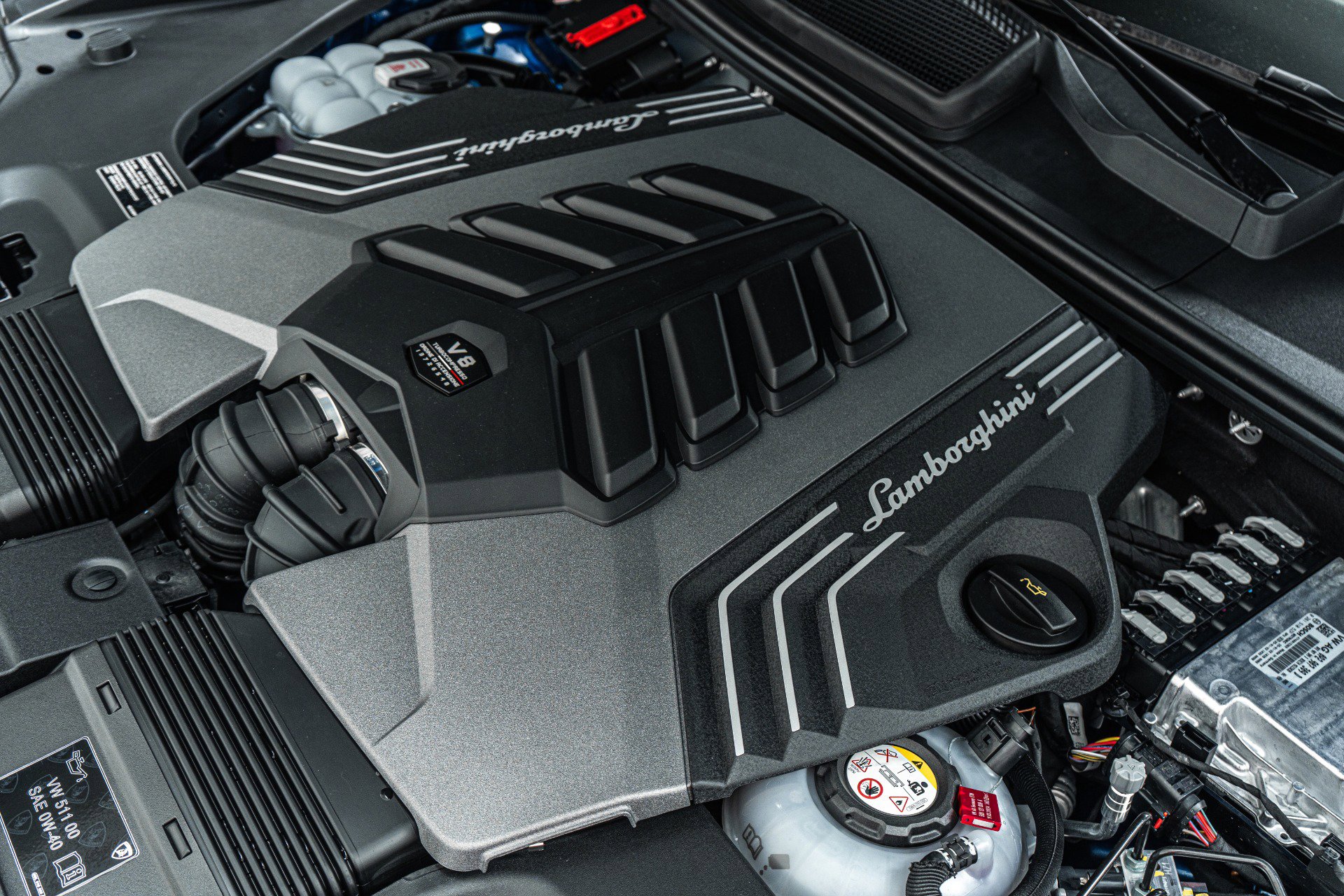 Used 2025 Lamborghini Urus SE image 51