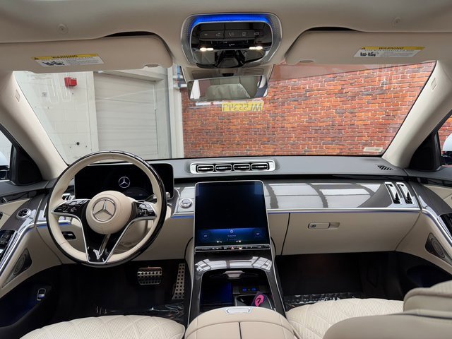 Used 2025 Mercedes-Benz S 580 4MATIC Sedan image 12