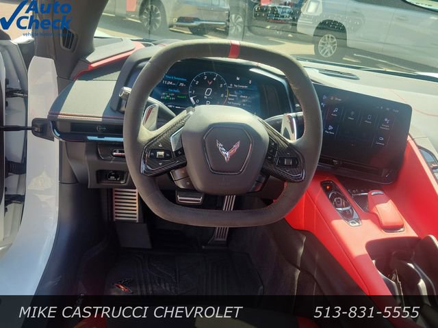 Used 2024 Chevrolet Corvette Stingray Preferred Conv w/ Z51 Performance Package RWD image 11