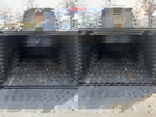 Used 2018 GMC Sierra 1500 SLT image 30