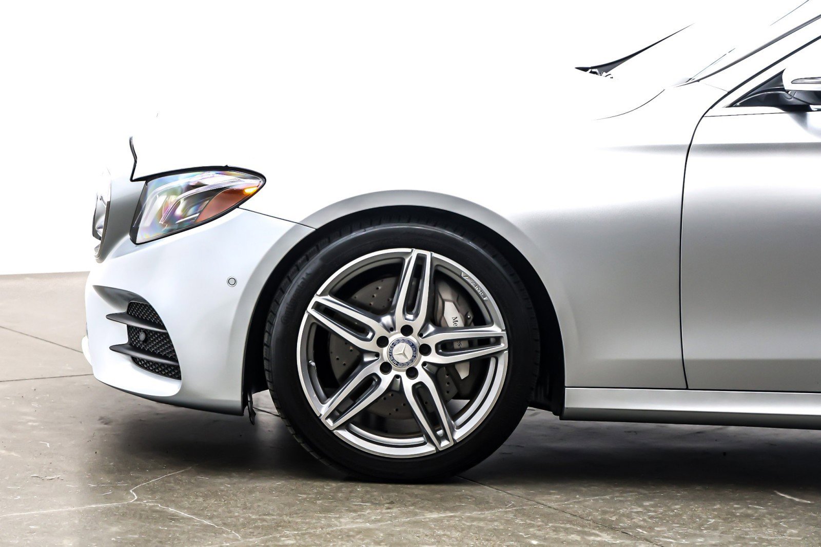 Used 2017 Mercedes-Benz E 300 image 10