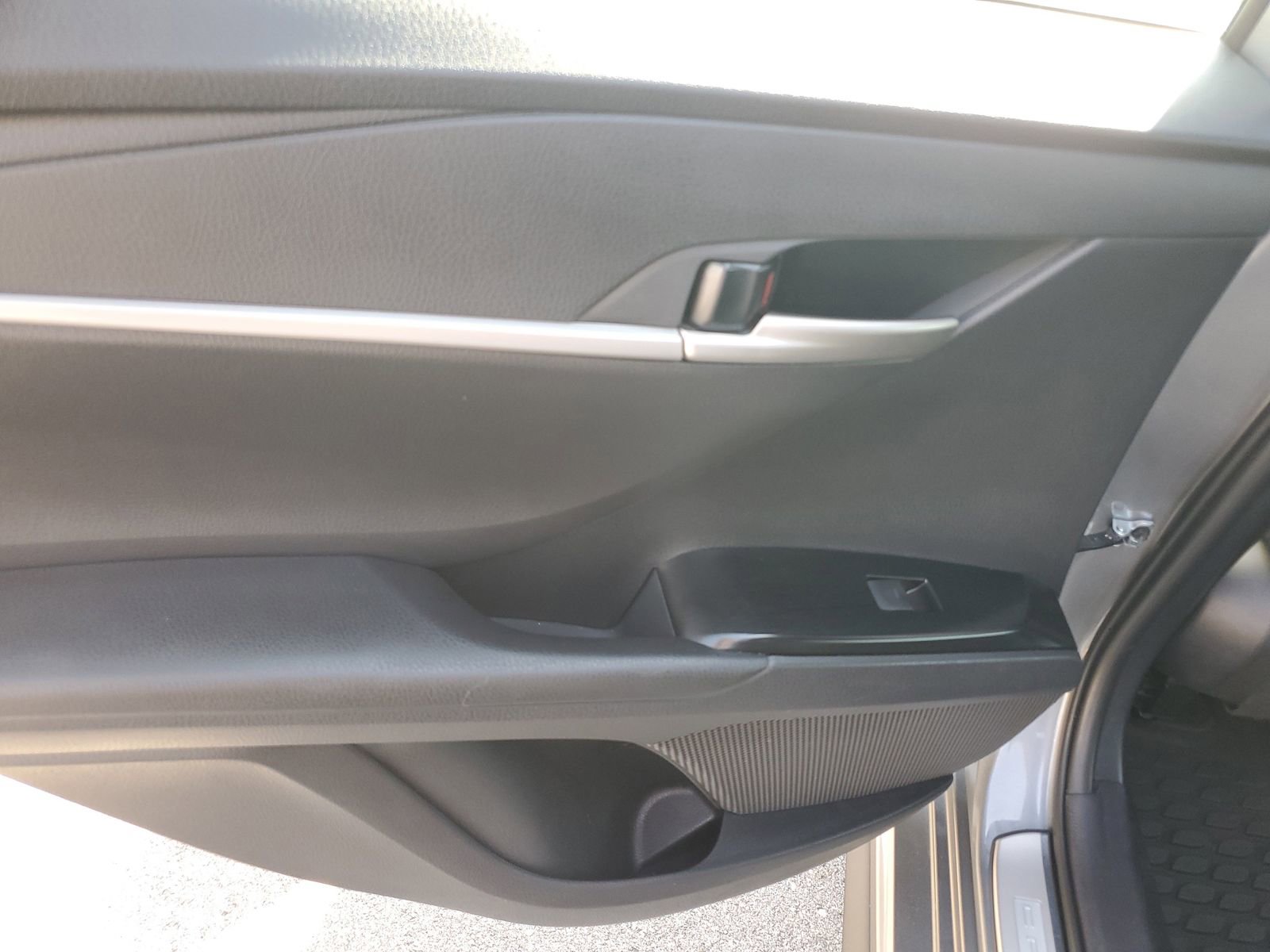 Certified 2025 Toyota Camry SE w/ Multimedia Upgrade Package AWD/4WD image 16