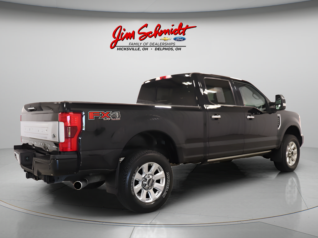 Used 2017 Ford F250 Platinum w/ Platinum Ultimate Package AWD/4WD image 6