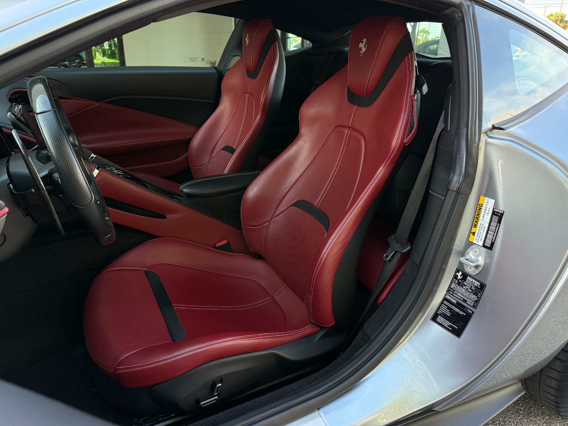 Used 2021 Ferrari Roma RWD image 25