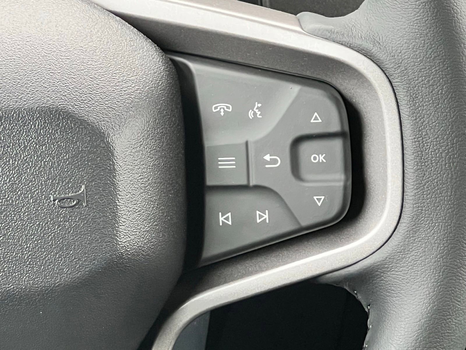 New 2025 Ford Bronco Badlands image 31