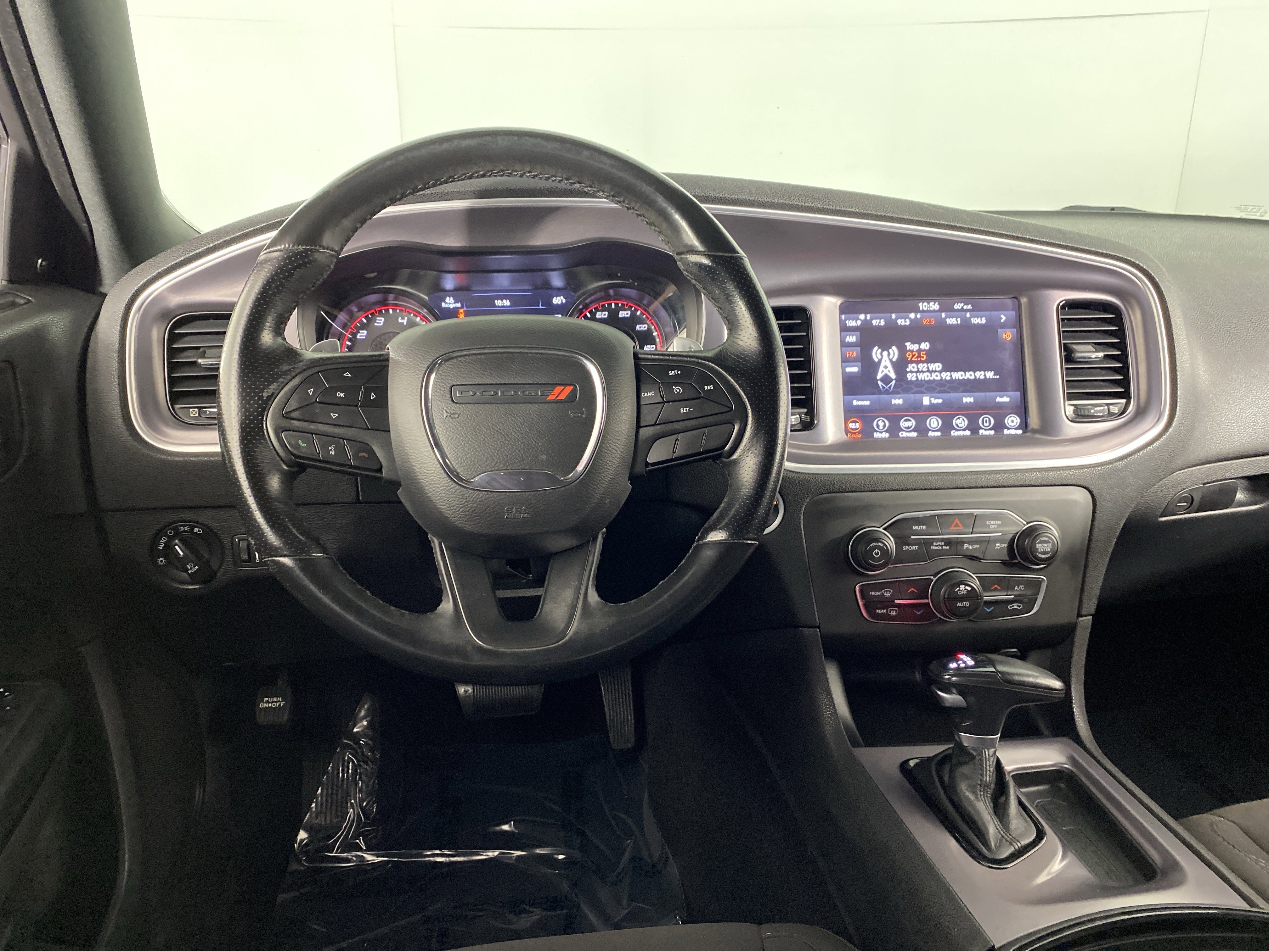 Used 2019 Dodge Charger SXT w/ Blacktop Package image 37