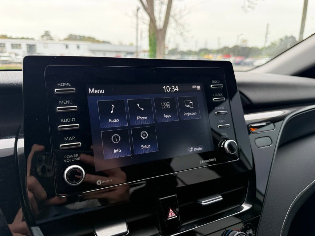 Used 2023 Toyota Camry SE FWD image 14