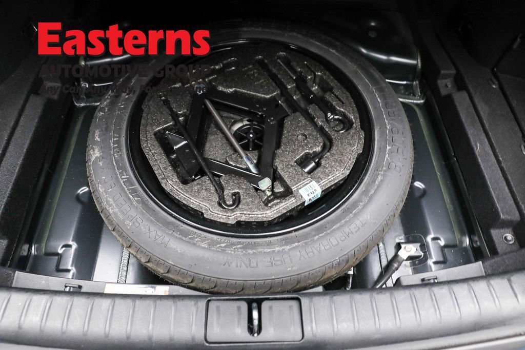 Used 2023 Genesis G70 2.0T image 23