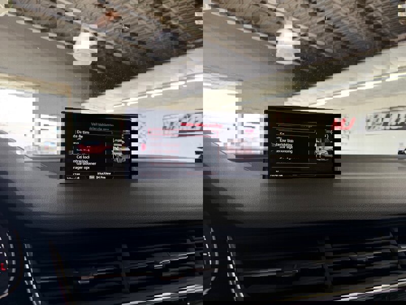 Used 2018 Audi Q7 3.0T Prestige image 40