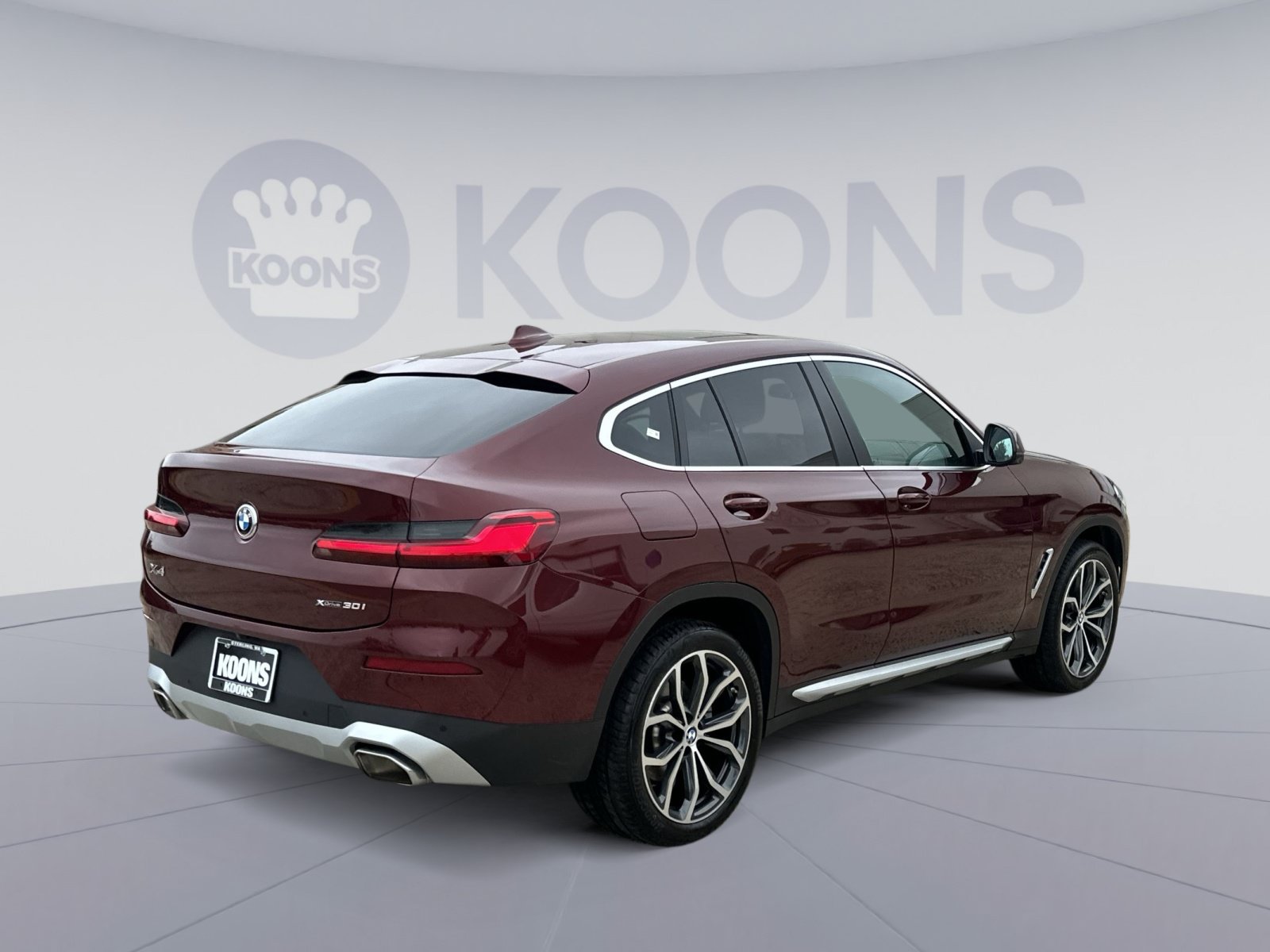 Used 2025 BMW X4 xDrive30i w/ Premium Package AWD/4WD image 11