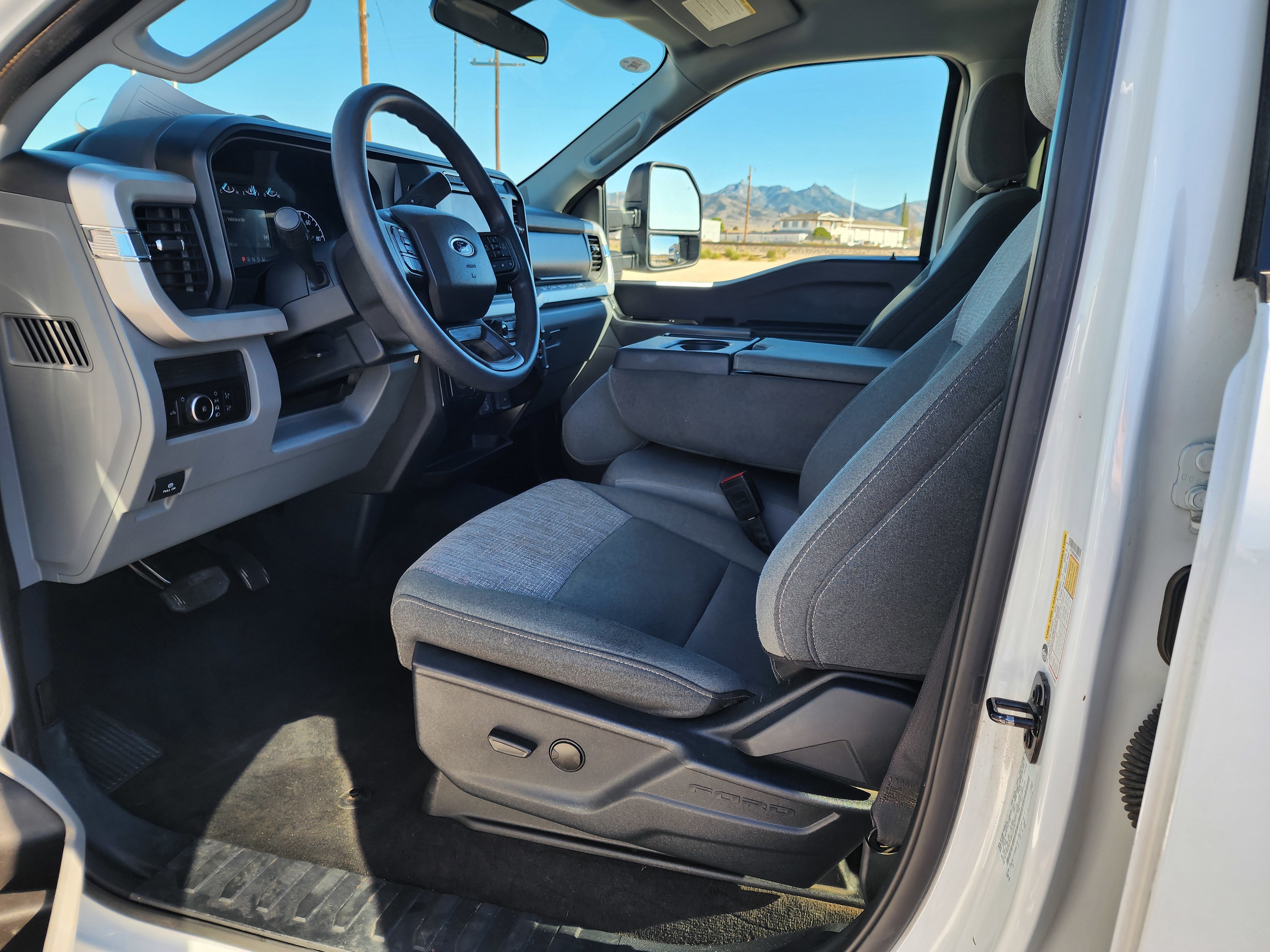 Used 2024 Ford F250 XLT image 17