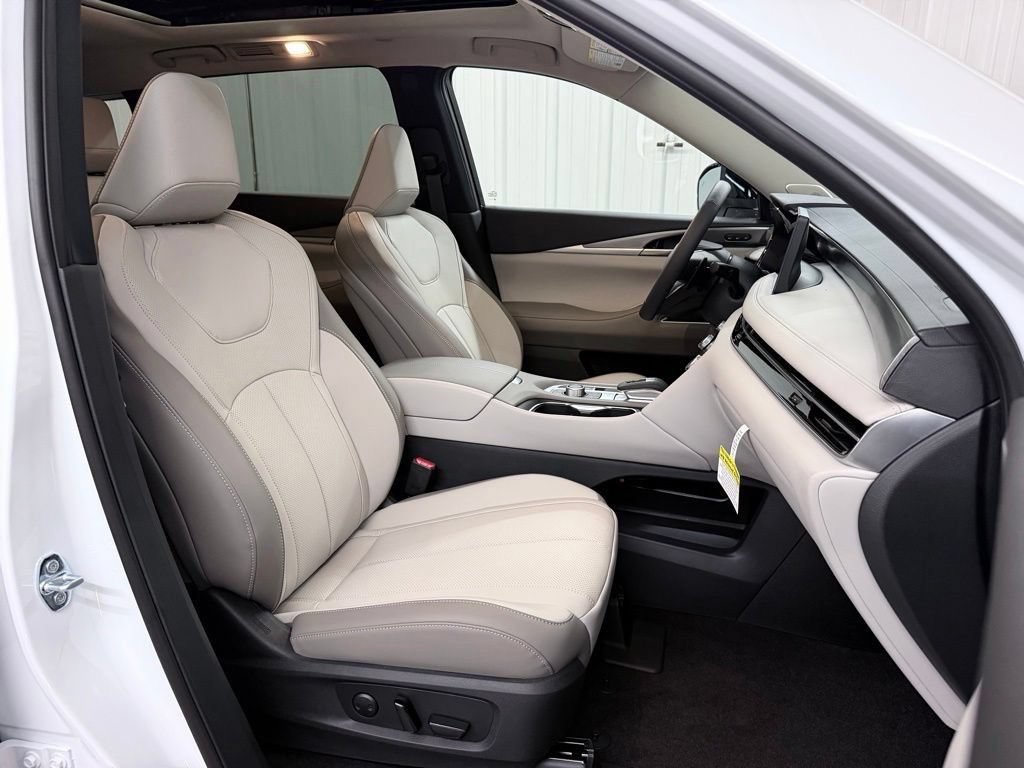 New 2027 INFINITI QX60 Luxe FWD image 44