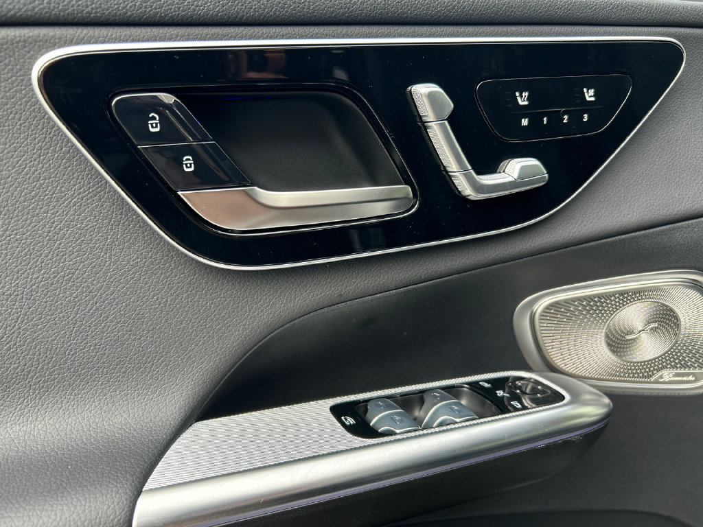 New 2026 Mercedes-Benz GLC 300 4MATIC image 11