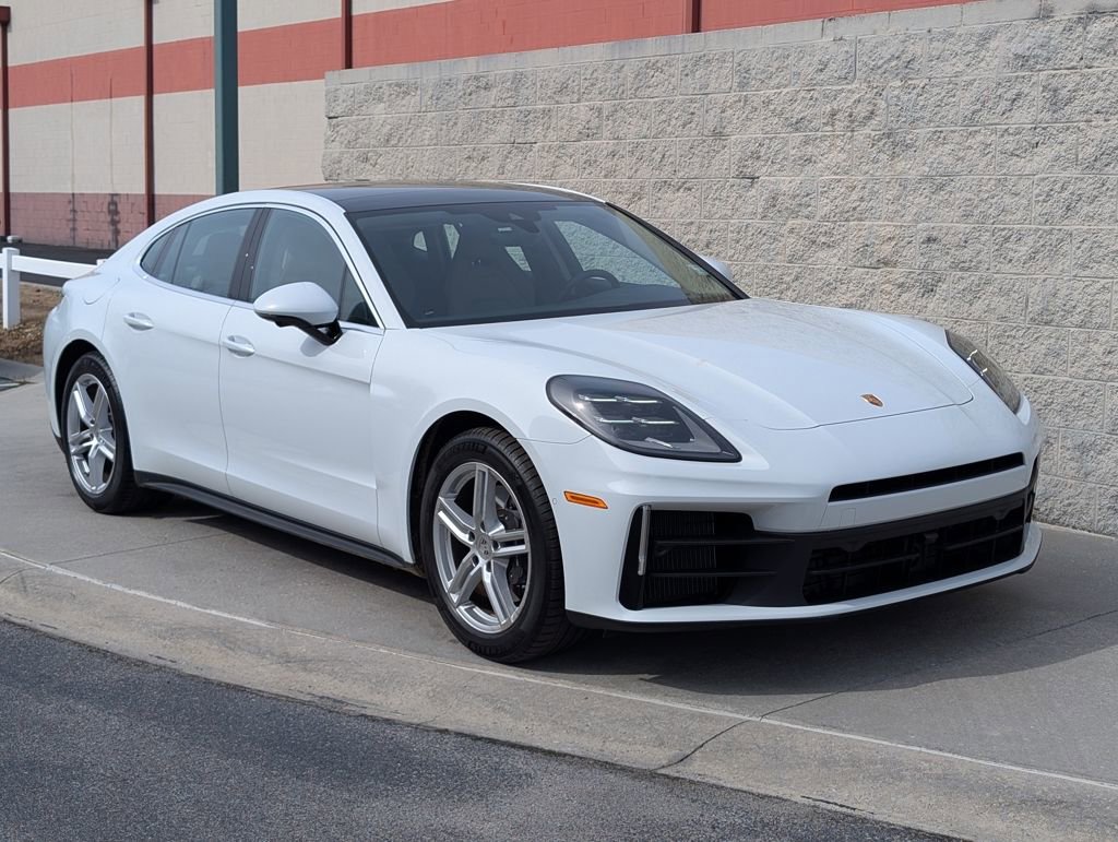 Certified 2025 Porsche Panamera image 10