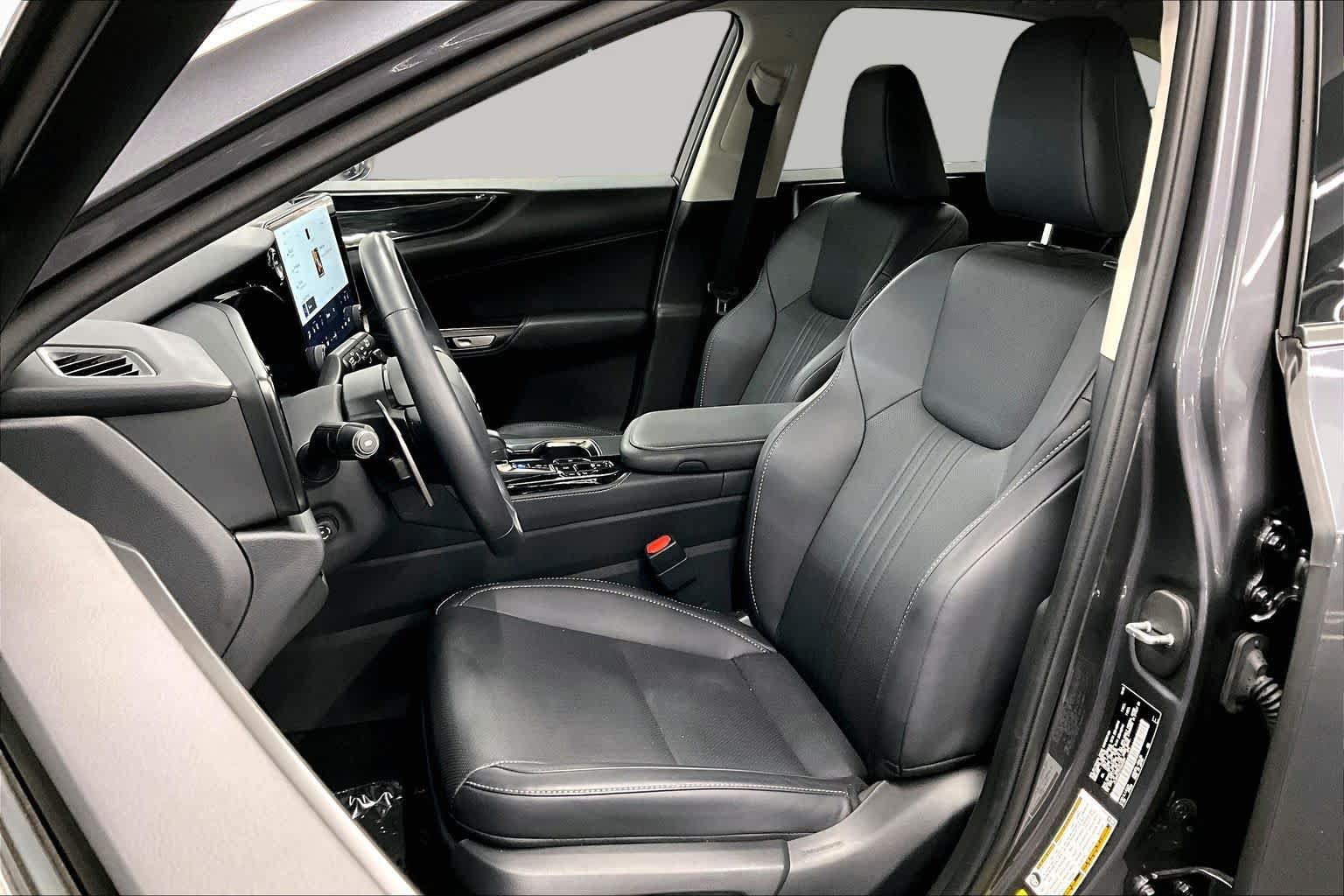 Used 2026 Lexus NX 350h AWD w/ Accessory Package (2T) image 8