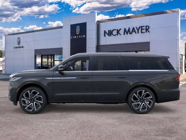 New 2026 Lincoln Navigator L Reserve AWD/4WD image 3