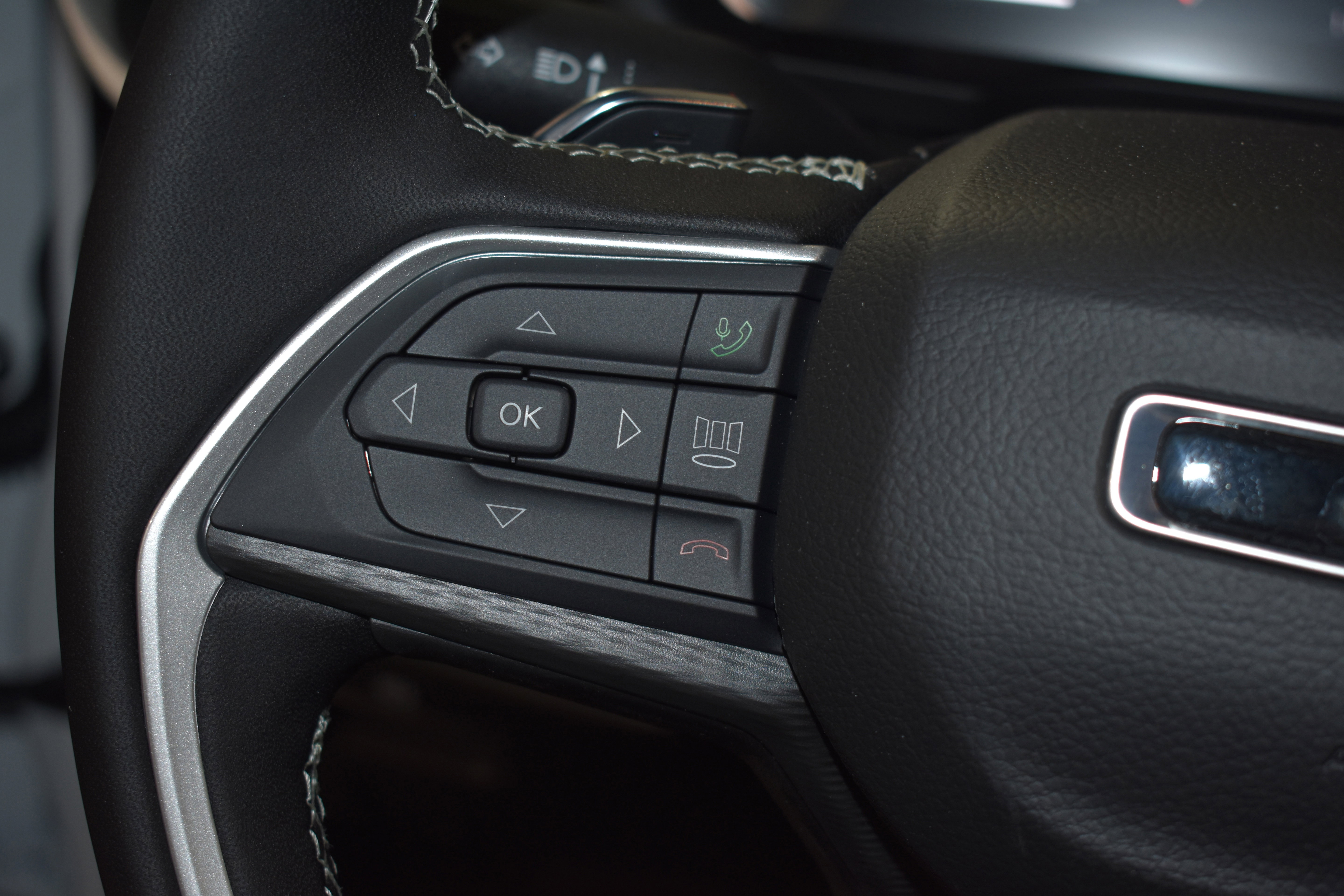 New 2026 Jeep Grand Cherokee Laredo X image 15