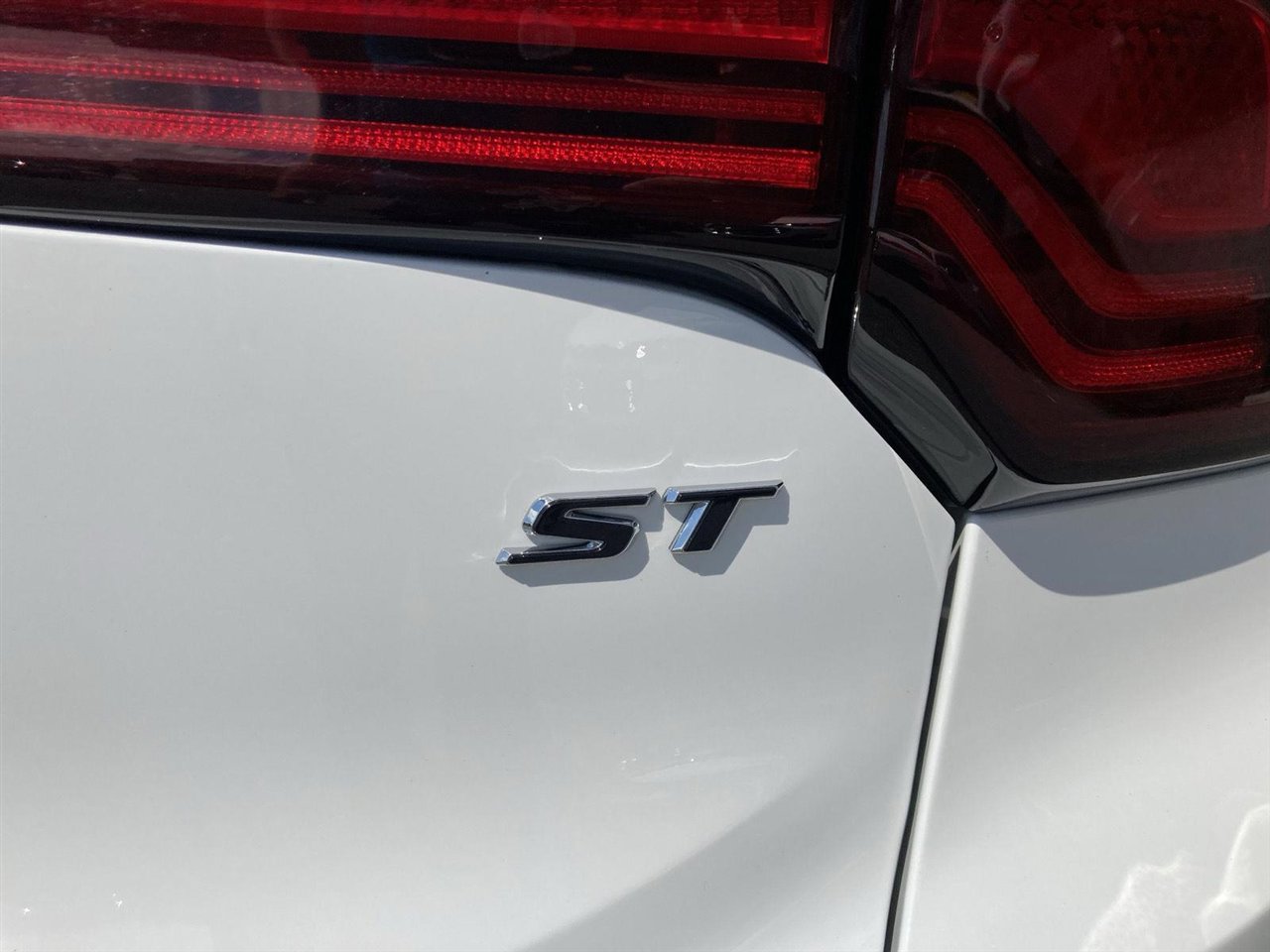 Used 2024 Buick Encore GX Sport Touring w/ Comfort Package image 36