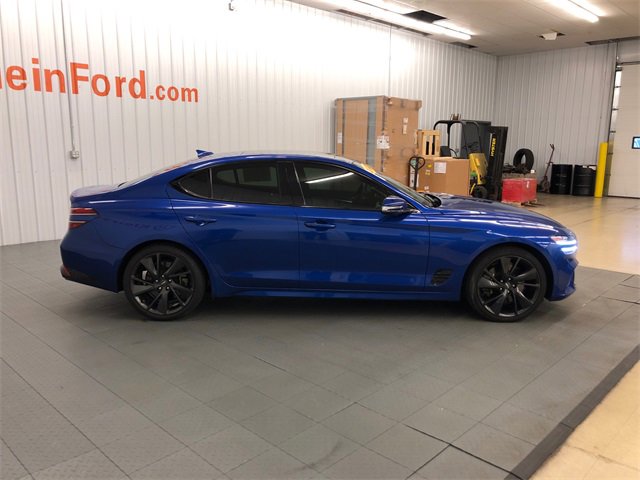 Used 2022 Genesis G70 3.3T w/ Sport Advanced Package image 11