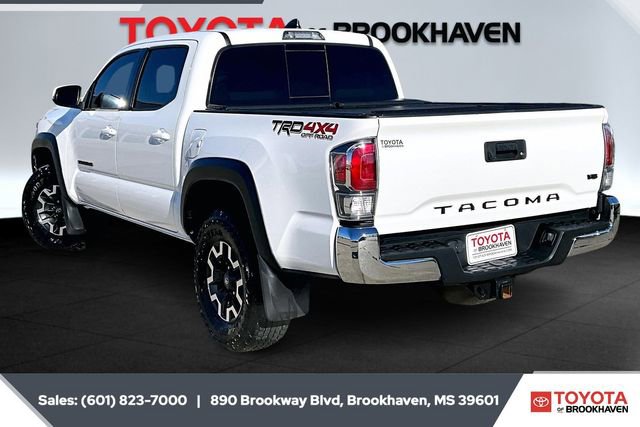 Used 2022 Toyota Tacoma TRD Off-Road image 2