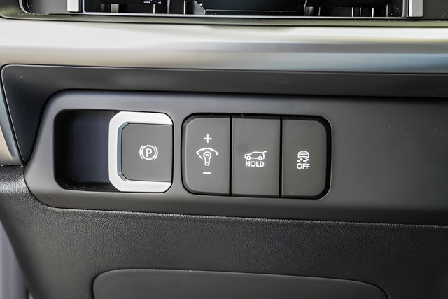 Certified 2026 Hyundai Santa Fe SEL FWD image 32