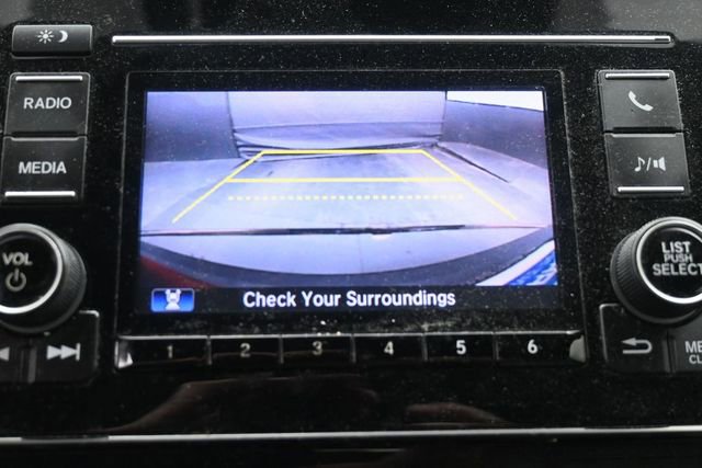 Used 2020 Honda CR-V LX image 19