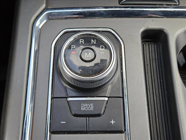 Used 2018 Ford Expedition XLT w/ Equipment Group 201A RWD image 12