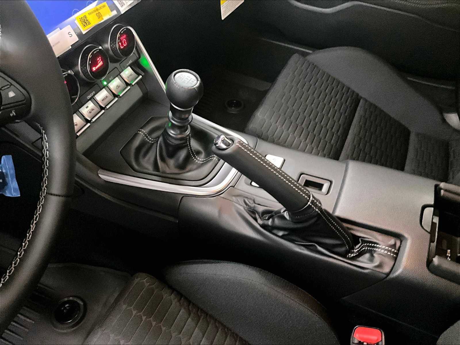 New 2025 Toyota GR86 image 12