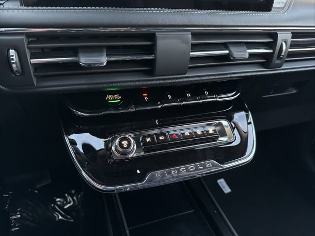 New 2026 Lincoln Corsair Premiere image 13