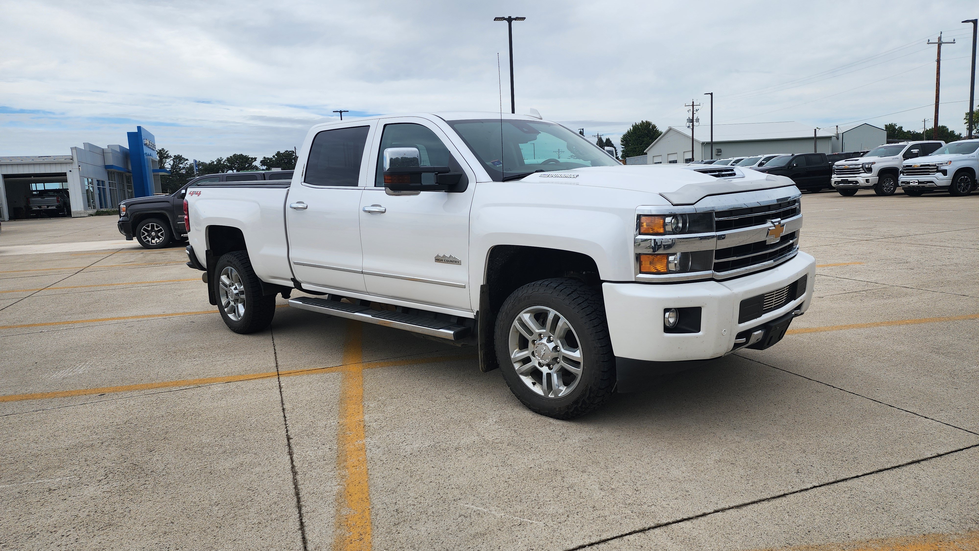 Certified 2019 Chevrolet Silverado 2500 High Country w/ Duramax Plus Package AWD/4WD image 3