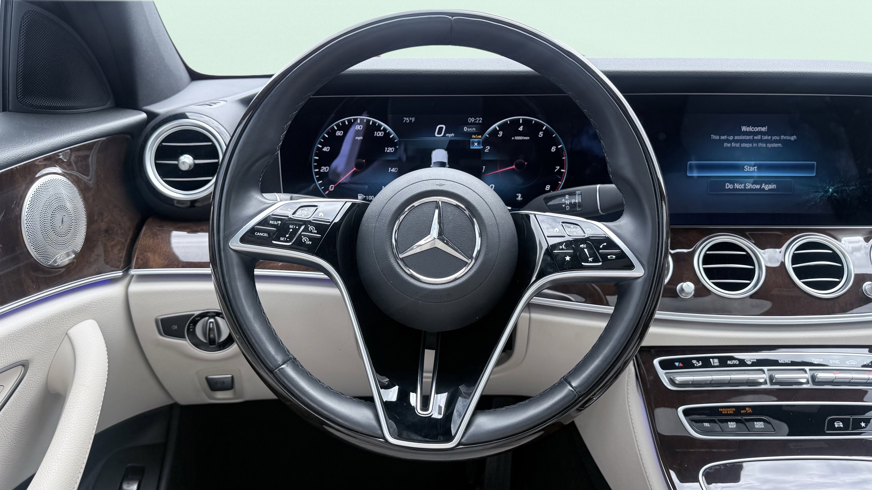 Used 2023 Mercedes-Benz E 350 Sedan image 54