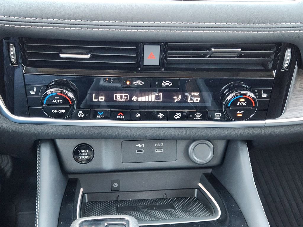 New 2026 Nissan Rogue Platinum w/ Platinum Premium Package image 14